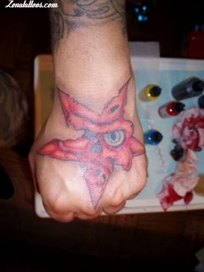Tattoo photo Hand