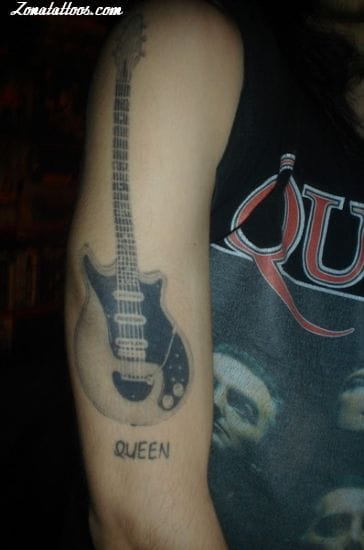 Tattoo of Guitars, Music