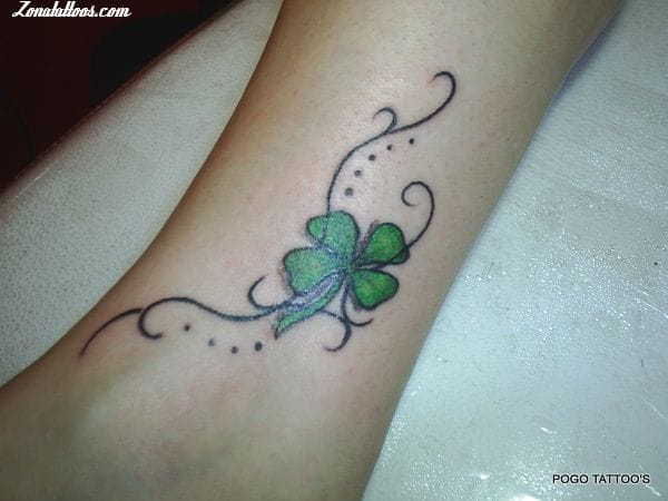 Tattoo photo Clovers, Flourish