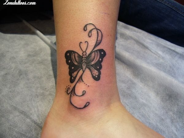 Foto de tatuaje Mariposas, Insectos, Filigranas