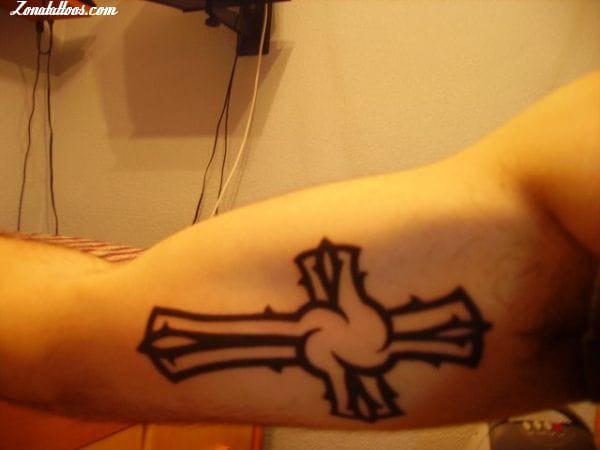 Foto de tatuaje Cruces