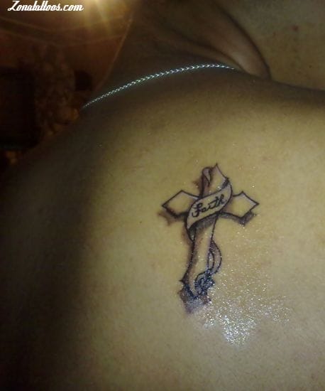 Foto de tatuaje Cruces, Religiosos