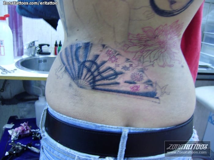 Foto de tatuaje Espalda, Abanicos