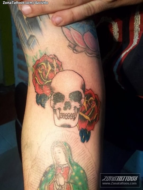 Foto de tatuaje Calaveras, Rosas