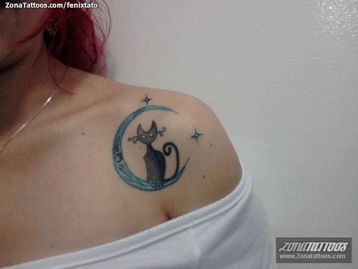 Tattoo of Astronomy, Shoulder, Moons