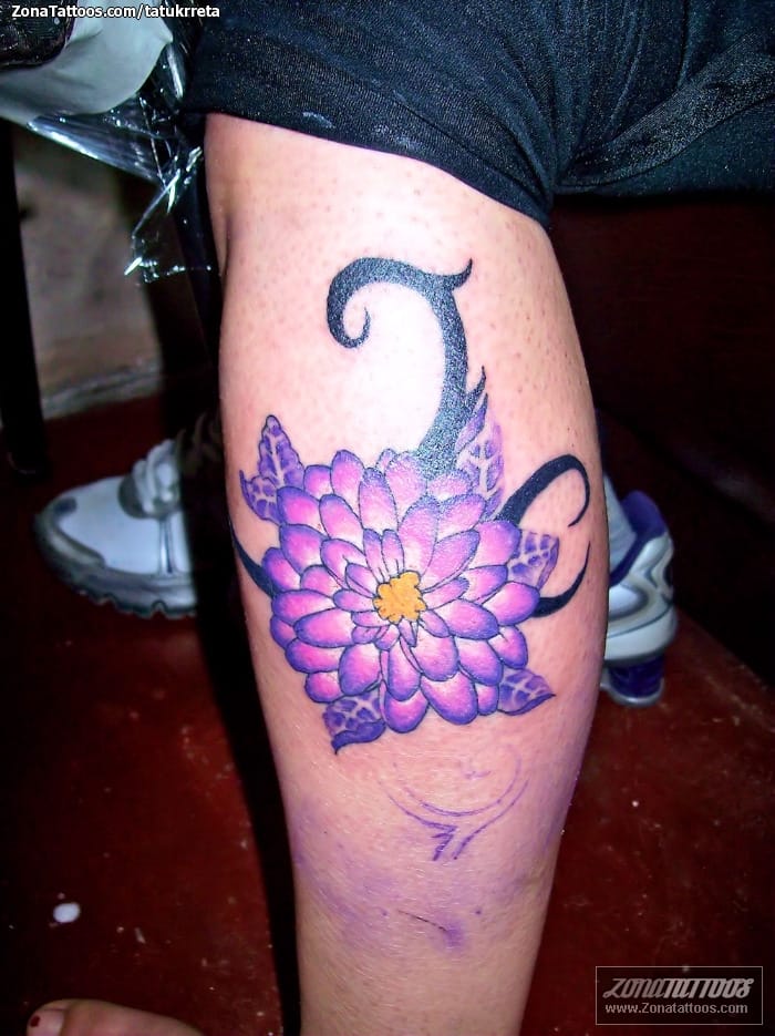 Tattoo of Flowers, Tribal, Calf