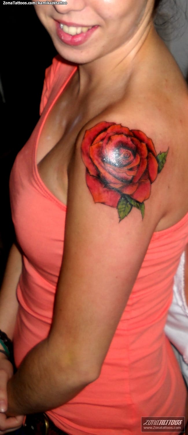 Foto de tatuaje Rosas, Flores, Hombro