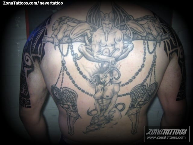 Foto de tatuaje Demonios, Espalda