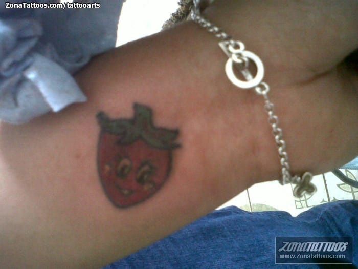 Tattoo photo Strawberries, Wrist