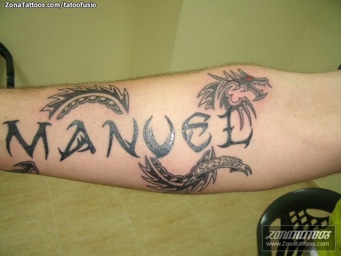 Foto de tatuaje Nombres, Dragones, Manuel