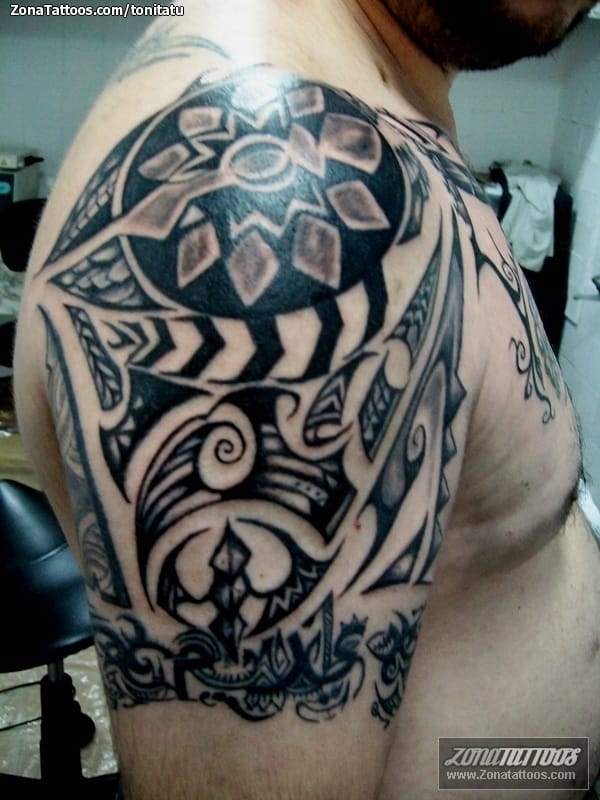 Tattoo photo Shoulder, Tribal, Maori