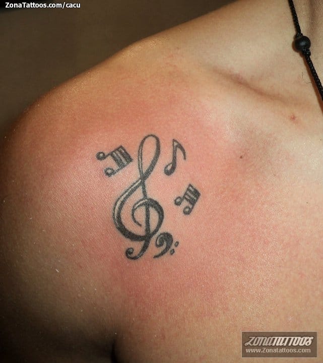 Foto de tatuaje Notas Musicales, Hombro