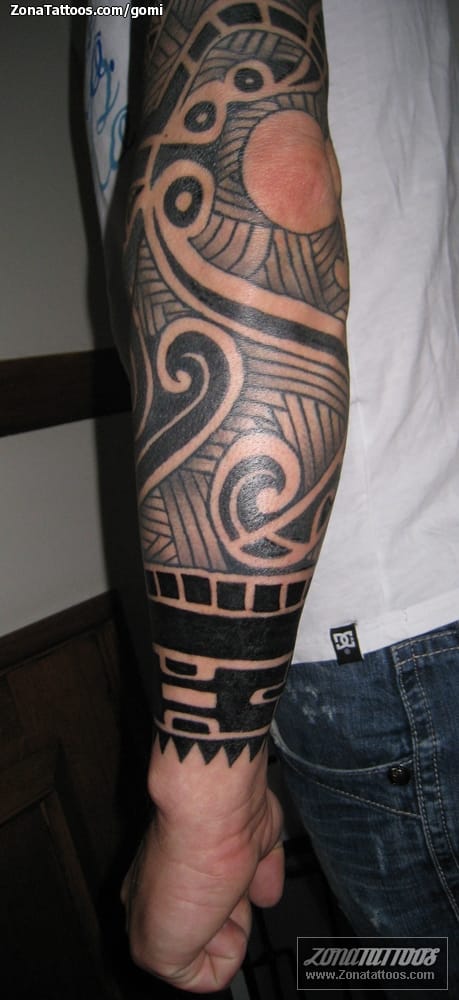 Tattoo photo Maori, Sleeves