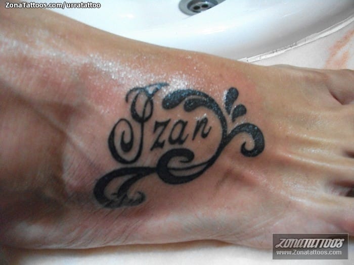 Tattoo photo Names, Izán, Letters