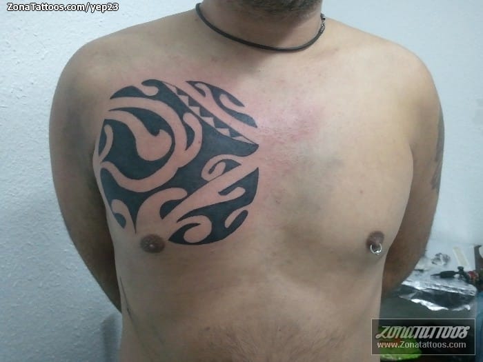 Foto de tatuaje Maoríes, Pecho