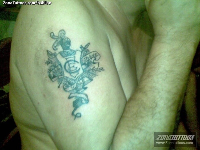 Foto de tatuaje Escudos