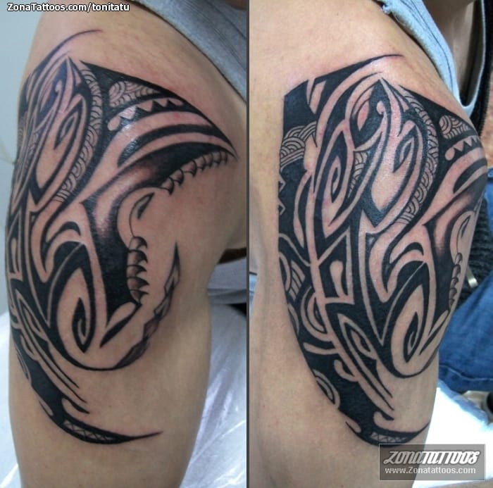 Tattoo photo Maori, Shoulder