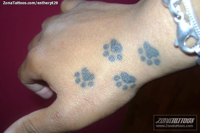 Tattoo photo Footprints, Hand