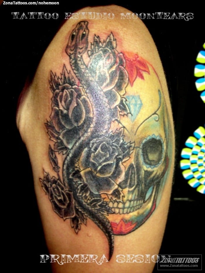 Foto de tatuaje Calaveras, Sugar Skull, Serpientes