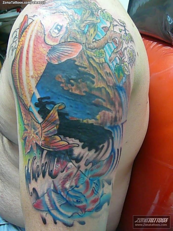 Foto de tatuaje Cover Up, Koi, Peces