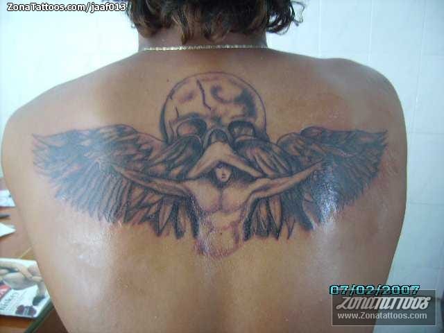 Foto de tatuaje Ángeles, Calaveras, Espalda