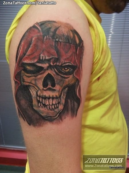 Foto de tatuaje Cover Up, Calaveras