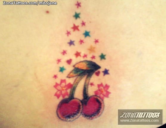 Foto de tatuaje Cerezas, Estrellas