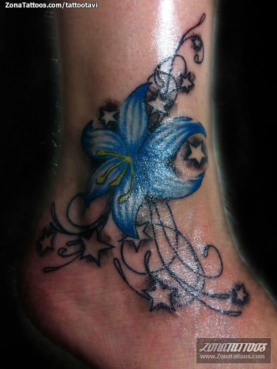 Tattoo photo Flowers, Ankle
