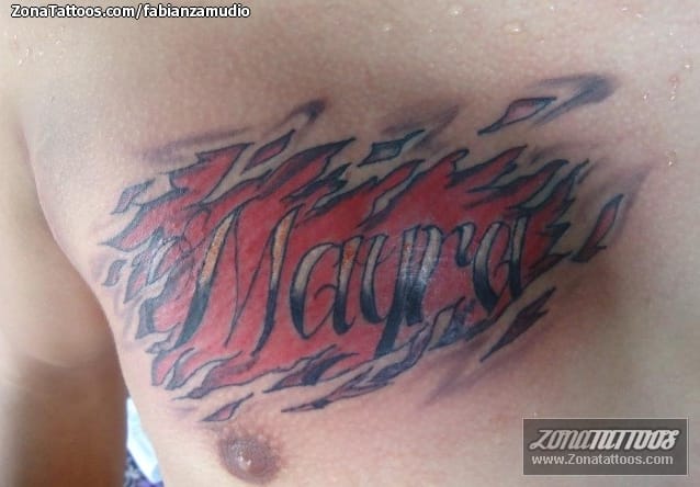 Foto de tatuaje Nombres, Pecho, Grietas