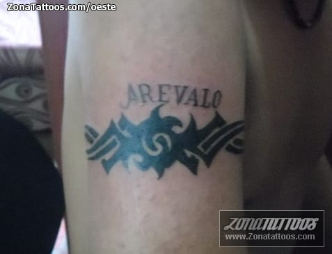 Foto de tatuaje Nombres, Tribales