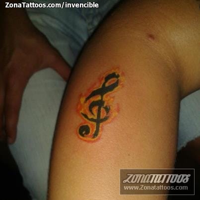 Foto de tatuaje Llamas, Fuegos, Notas Musicales