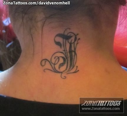 Tattoo photo Initials, Nape