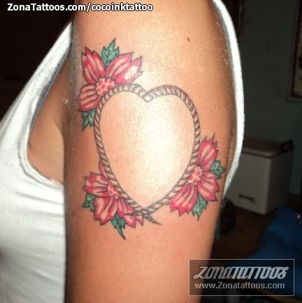 Foto de tatuaje Flores, Cuerdas, Corazones