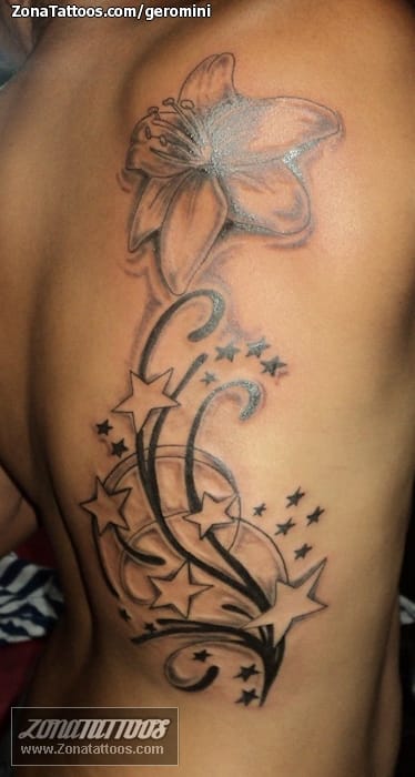 Foto de tatuaje Flores, Filigranas, Estrellas