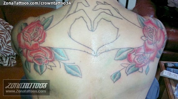 Foto de tatuaje Rosas, Manos, Flores