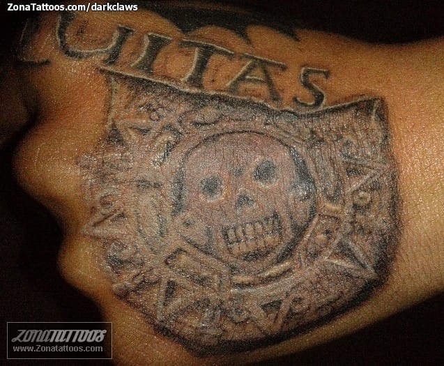 Foto de tatuaje Piratas, Mano, Aztecas