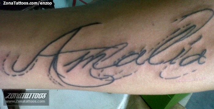 Tatuaje de Amalia, Firmas, Letras