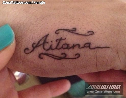 Foto de tatuaje Aitana, Nombres, Letras