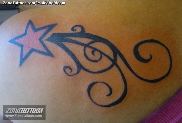 Foto de tatuaje Estrellas, Filigranas