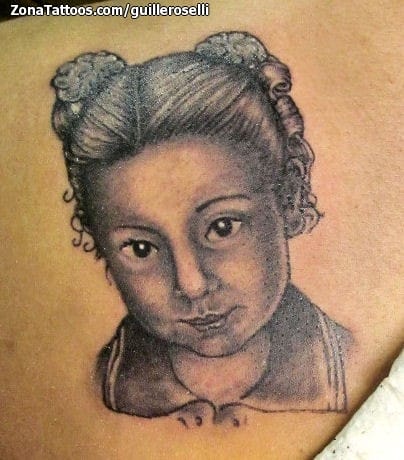 Foto de tatuaje Retratos, Personas, Omóplato