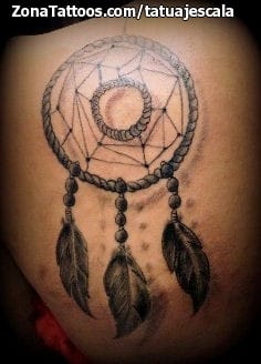 Foto de tatuaje Atrapasueños, Espalda