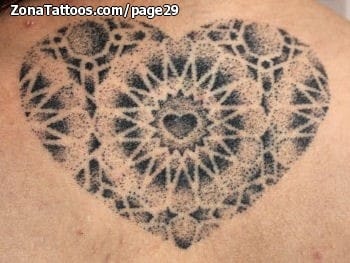 Foto de tatuaje Corazones, Geométricos, Puntillismo