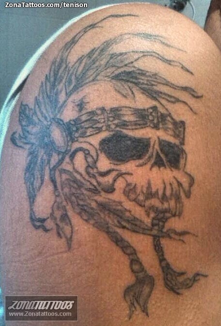 Foto de tatuaje Calaveras, Plumas