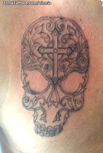 Foto de tatuaje Calaveras, Cruces