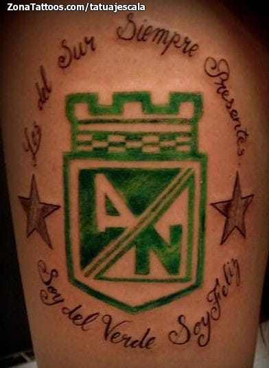 Foto de tatuaje Escudos, Letras, Fútbol