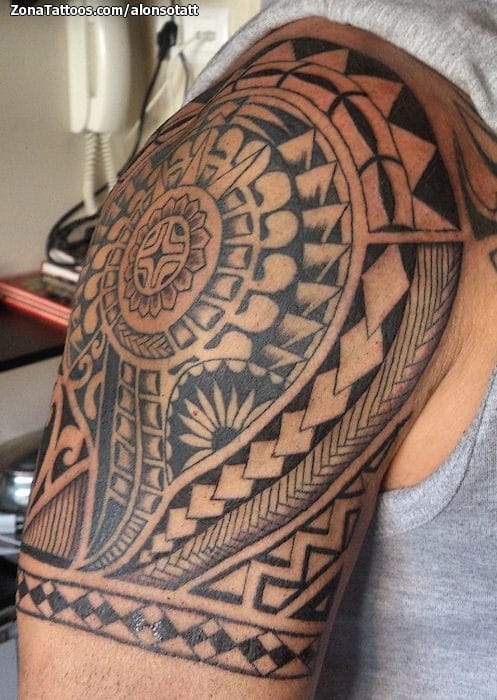 Tattoo photo Maori, Arm