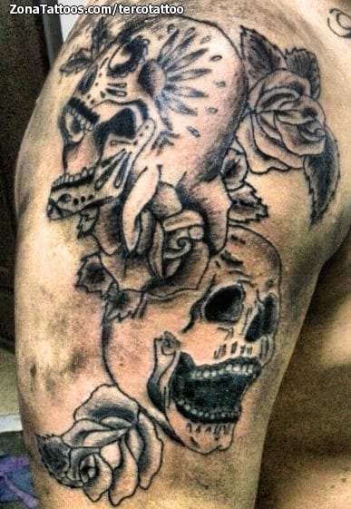 Tattoo photo Skulls, Roses, Flowers