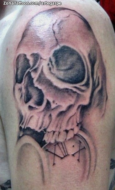 Tattoo photo Skulls, Arm