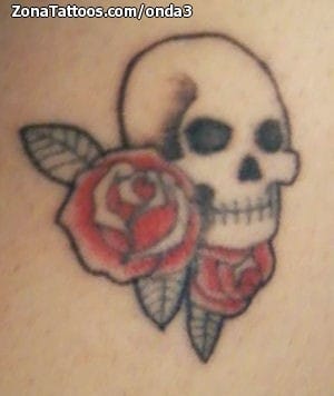 Foto de tatuaje Rosas, Calaveras, Flores