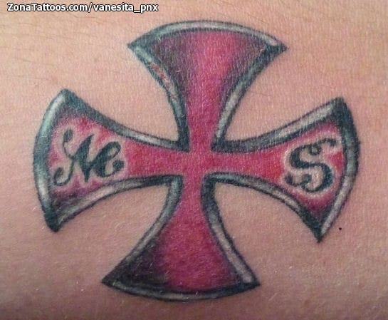 Foto de tatuaje Cruces, Iniciales, Letras